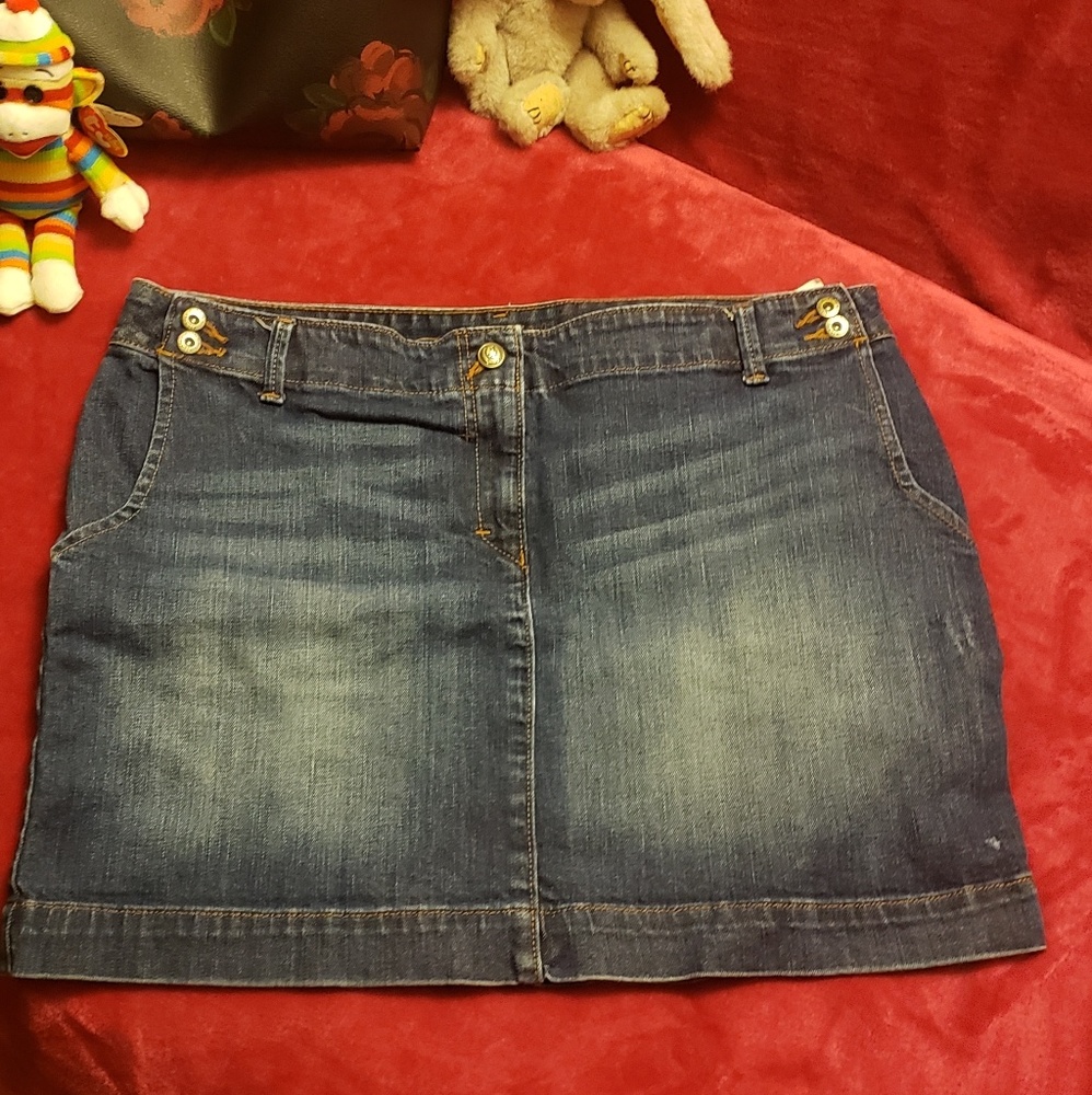 Tommy Hilfiger Skirt